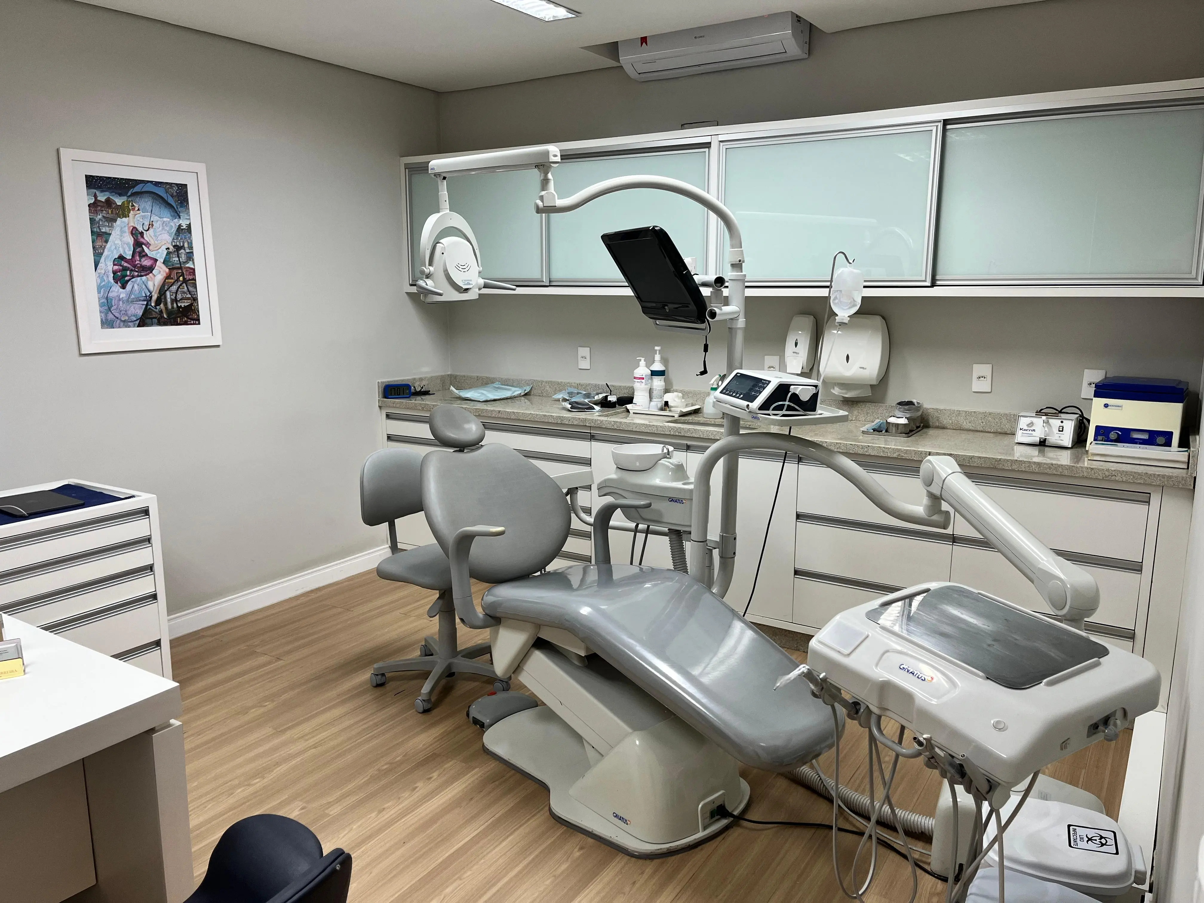 Ambiente da clínica odontológica Lorenzi & Ferreira em Joinville